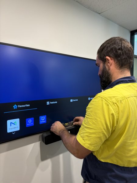 licensed residential electrician north brisbane